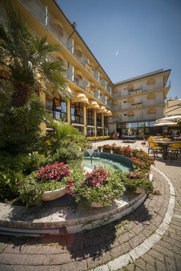 Savoia Hotel 미사노아드리아티코 외부 사진